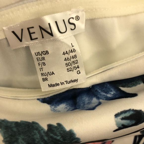 BNWOT Venus Floral Asymmetrical Ruffle Hem Large - Picture 4 of 6